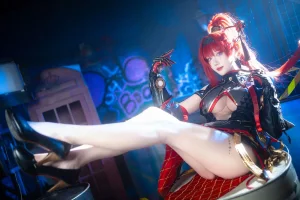 瓜希酱《鸣潮 吟霖》主题写真：27张全套美图