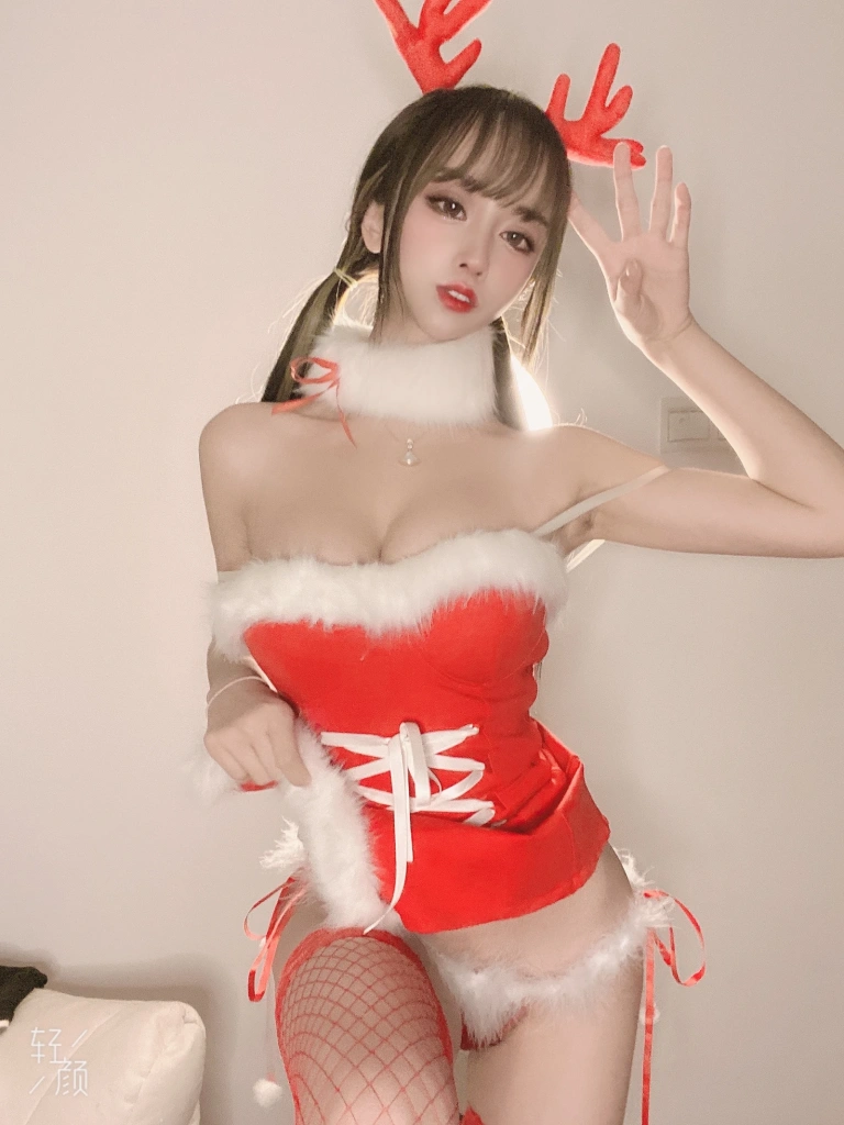 过期米线线喵《圣诞特辑》主题写真：39张全套美图，含1个视频