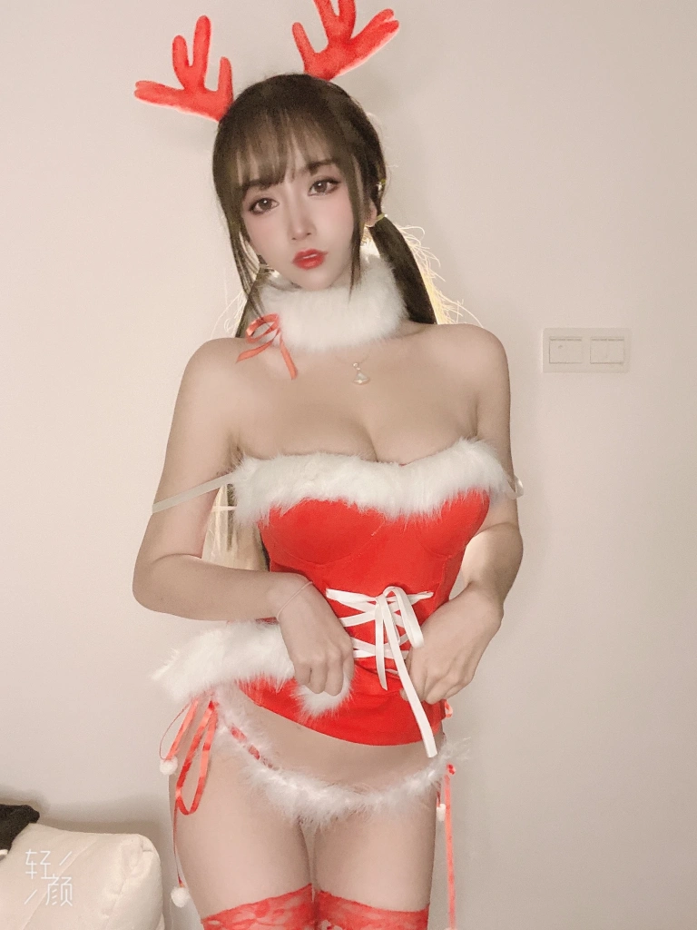 过期米线线喵《圣诞特辑》主题写真：39张全套美图，含1个视频