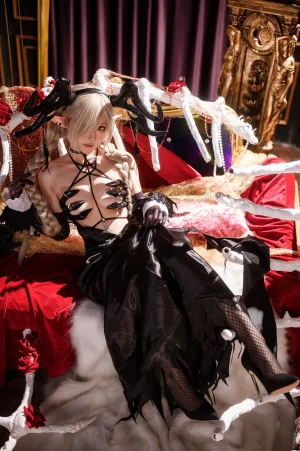 阿包也是兔娘《碧蓝航线 尾张》主题写真：42张全套美图