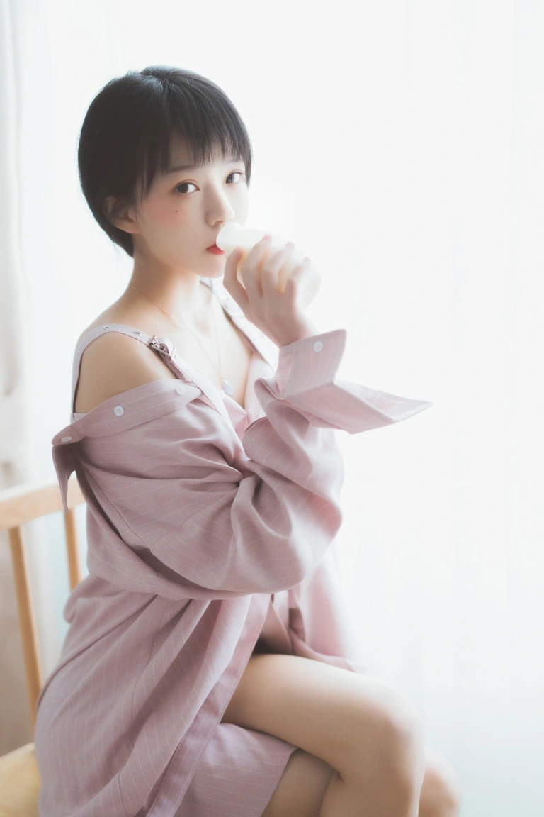 桜桃喵《温柔×4》主题写真：53张全套美图