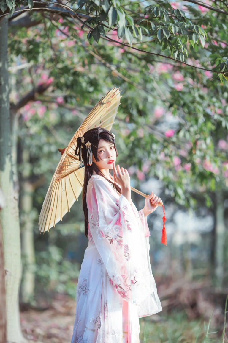 桜桃喵《温柔×4》主题写真：53张全套美图