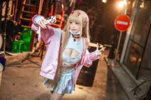 蜜汁猫裘《毒蛇》主题写真：65张全套美图，含2个视频