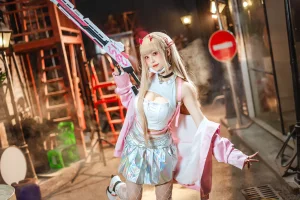 蜜汁猫裘《毒蛇》主题写真：65张全套美图，含2个视频