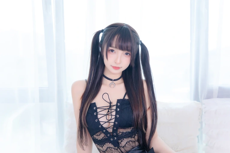 神楽坂真冬《第四季 序号19：《星罗密布》》主题写真：75张全套美图