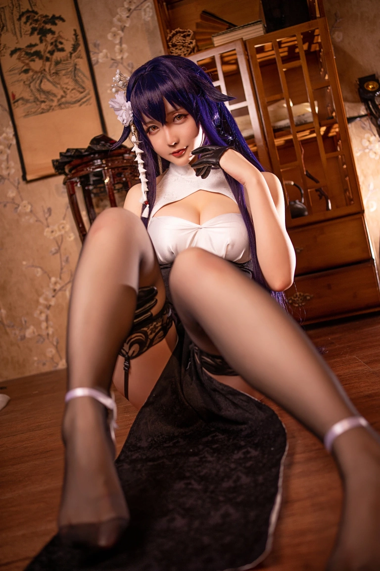 星之迟迟《《琉璃之宴》 吾妻》主题写真：25张全套美图