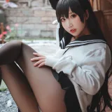 面饼仙儿《爱宕JK2》主题写真：47张全套美图，含1个视频
