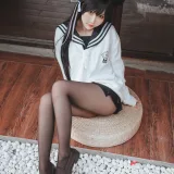 面饼仙儿《爱宕JK2》主题写真：47张全套美图，含1个视频