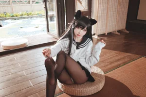 面饼仙儿《爱宕JK2》主题写真：47张全套美图，含1个视频