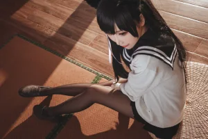面饼仙儿《爱宕JK2》主题写真：47张全套美图，含1个视频