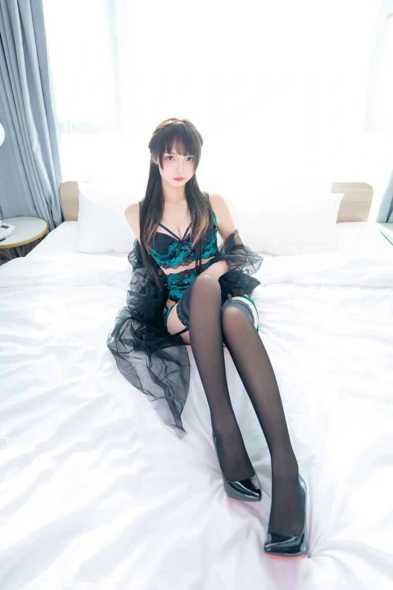 神楽坂真冬《第四季 序号20：《绿野仙踪》》主题写真：75张全套美图