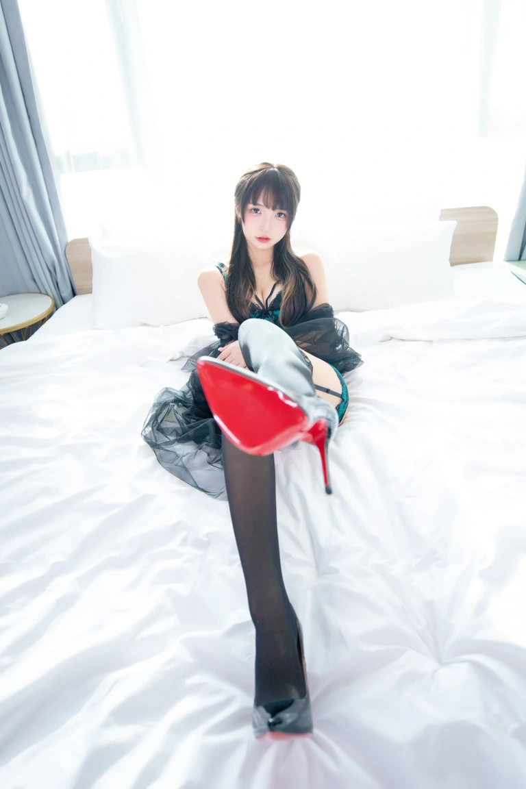 神楽坂真冬《第四季 序号20：《绿野仙踪》》主题写真：75张全套美图
