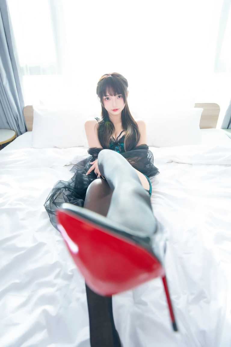 神楽坂真冬《第四季 序号20：《绿野仙踪》》主题写真：75张全套美图