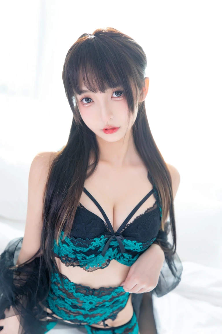 神楽坂真冬《第四季 序号20：《绿野仙踪》》主题写真：75张全套美图