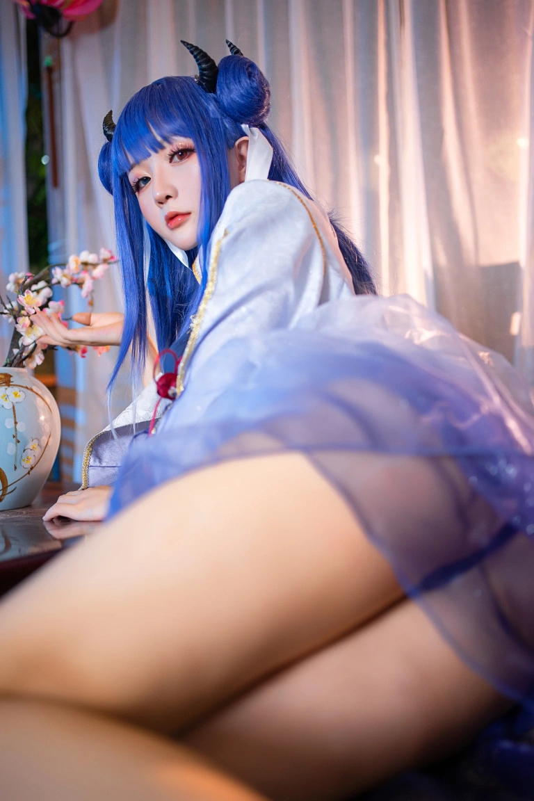 星之迟迟《《琉璃之宴》 伊吹》主题写真：25张全套美图