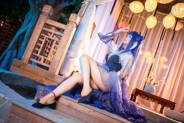 星之迟迟《《琉璃之宴》 伊吹》主题写真：25张全套美图