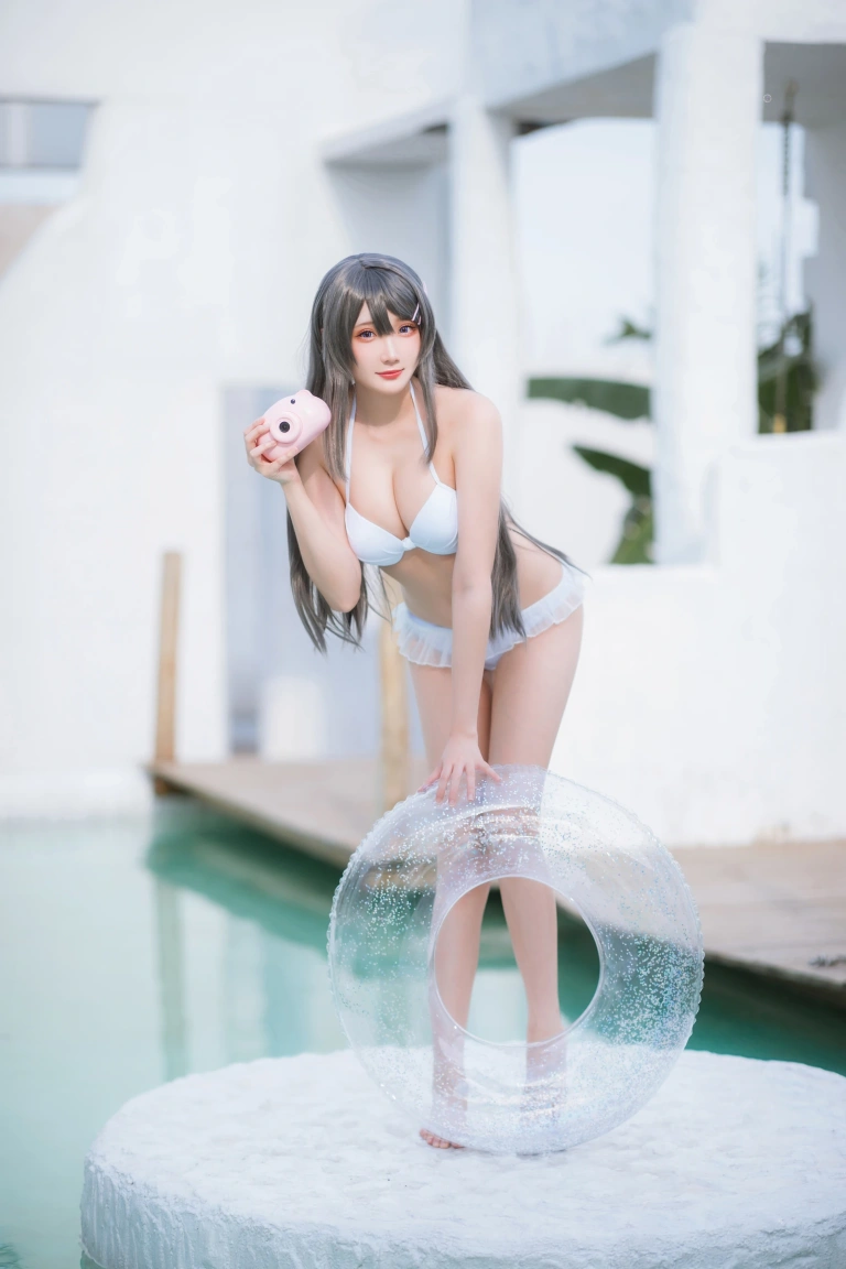 瓜希酱《樱岛麻衣 泳装》主题写真：28张全套美图