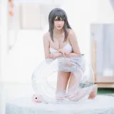 瓜希酱《樱岛麻衣 泳装》主题写真：28张全套美图