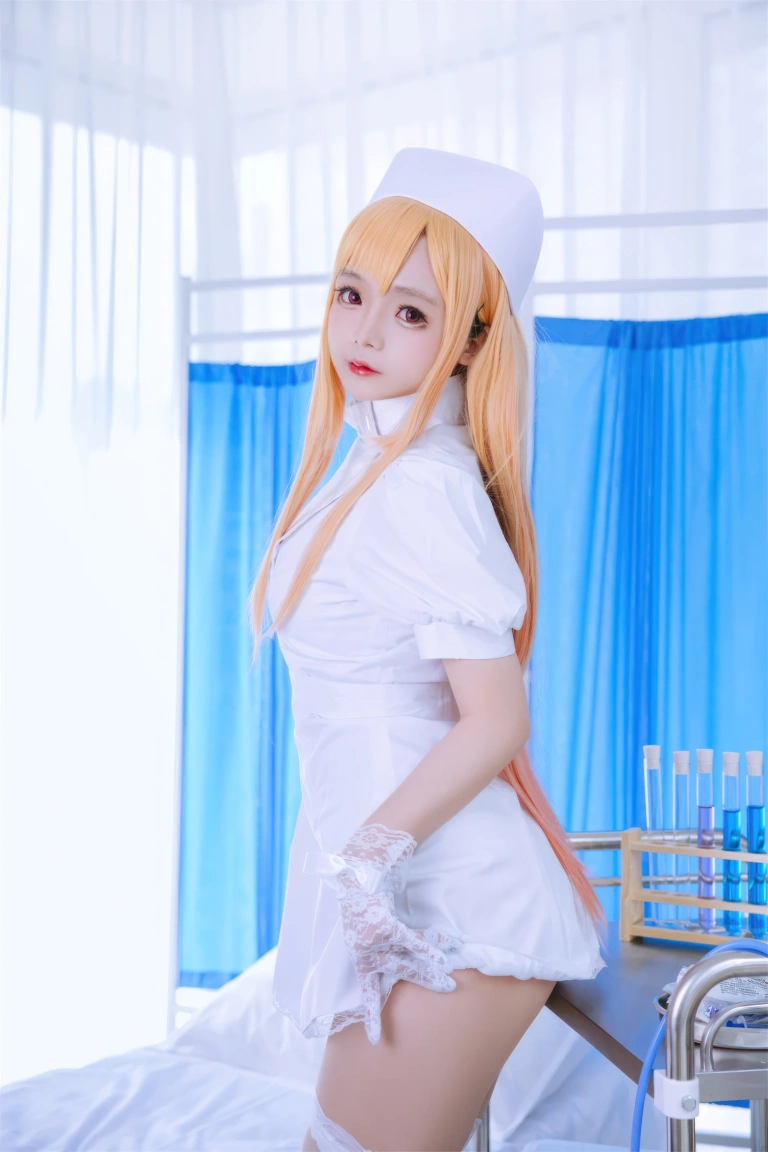 日奈娇(椎名莜)《喜多川海梦护士》主题写真：48张全套美图