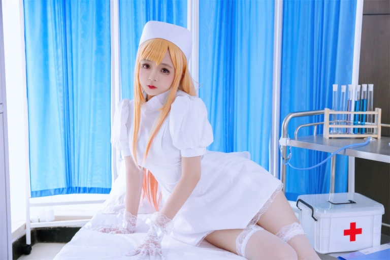 日奈娇(椎名莜)《喜多川海梦护士》主题写真：48张全套美图