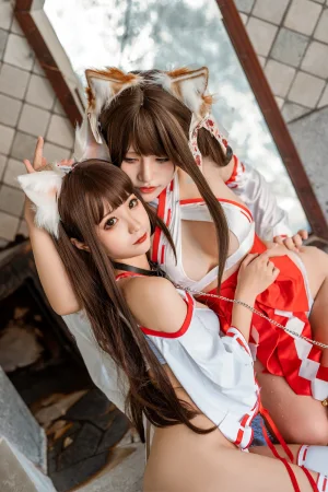 蠢沫沫《蠢沫沫&一笑芳香沁 双人狐》主题写真：50张全套美图