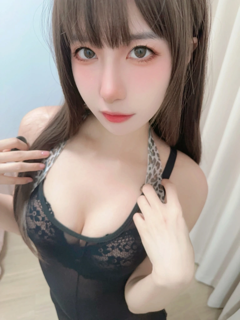 布丁大法《[Perohub] 2025年11月合集》主题写真：142张全套美图，含10个视频