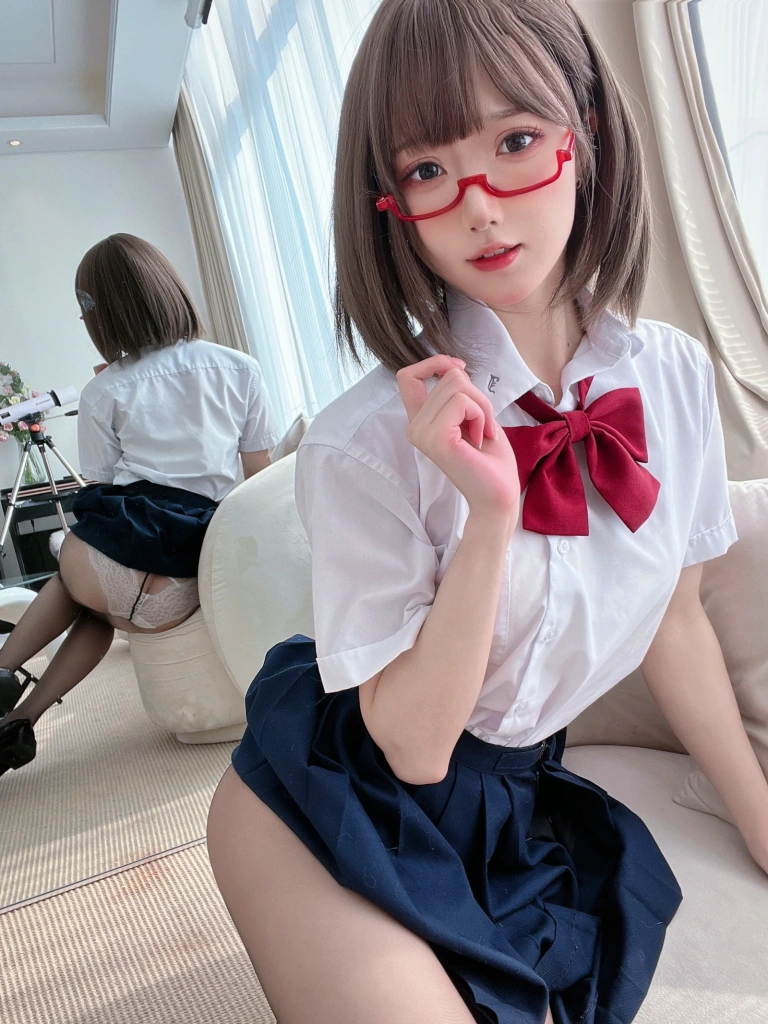 阿包也是兔娘《加冕图 Jk学妹》主题写真：28张全套美图
