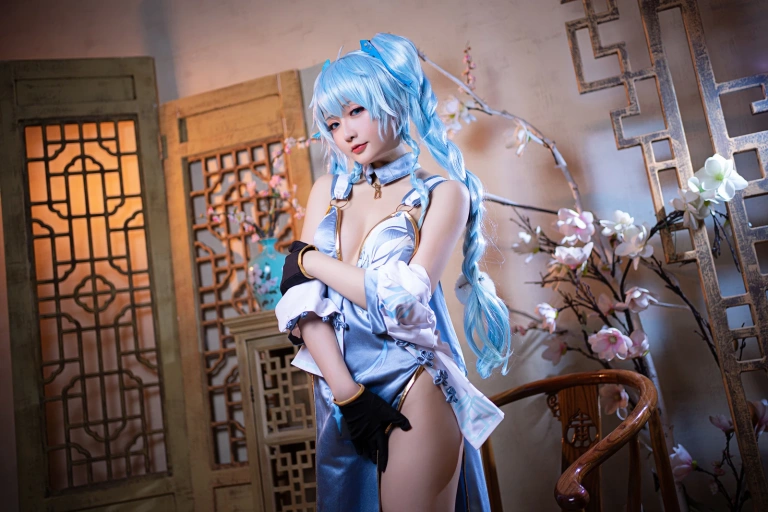 星之迟迟《《秘密花园》 PA15翠雀媚》主题写真：14张全套美图