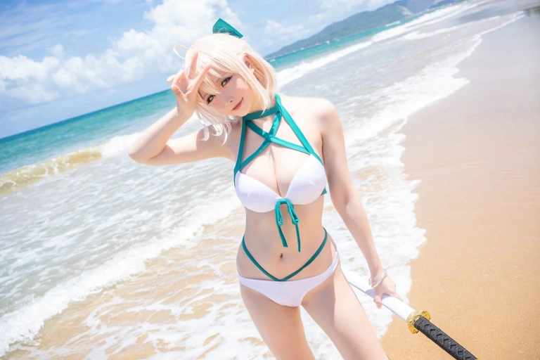 星之迟迟《《秘密花园》 冲田总司泳装》主题写真：14张全套美图
