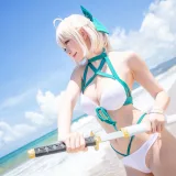 星之迟迟《《秘密花园》 冲田总司泳装》主题写真：14张全套美图