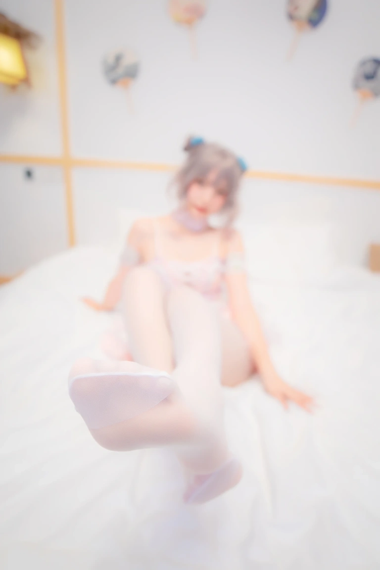 神楽坂真冬《2021.11月微博订阅》主题写真：68张全套美图