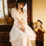 蠢沫沫《古着》主题写真：28张全套美图