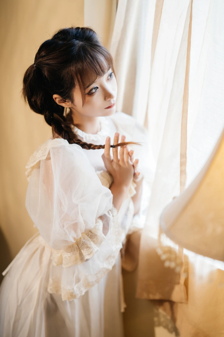 蠢沫沫《古着》主题写真：28张全套美图