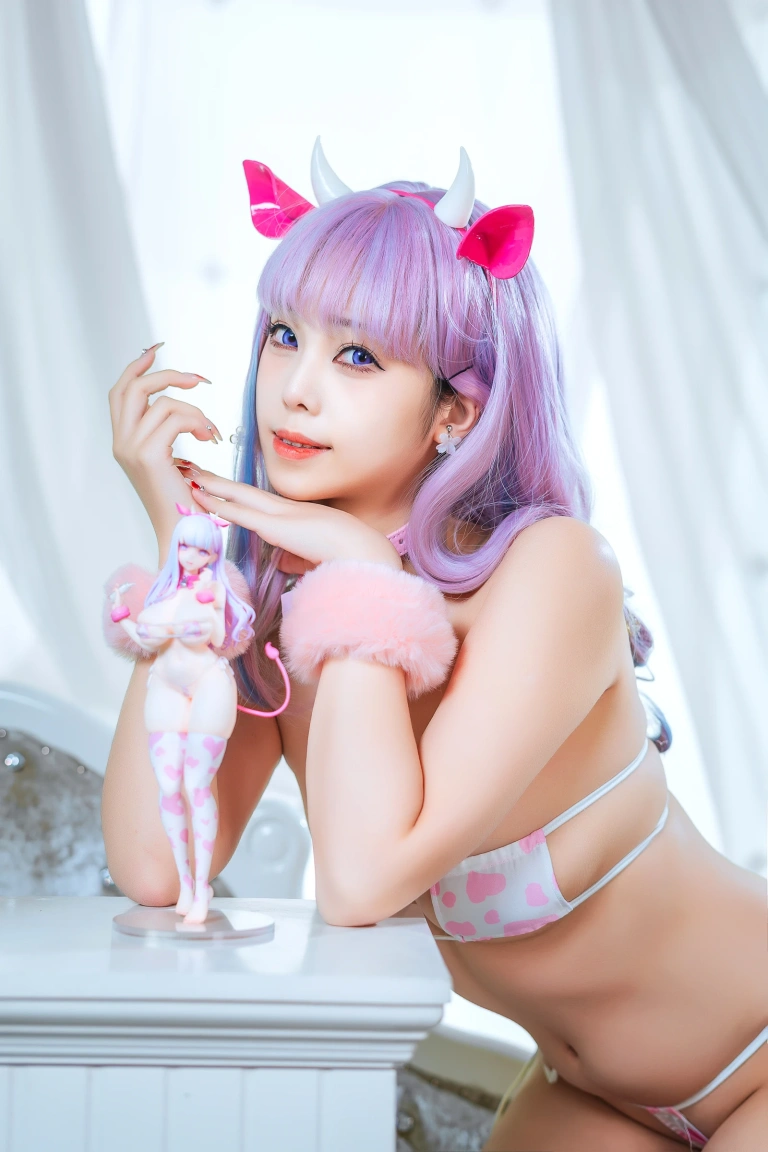 蜜汁猫裘《普利茅斯》主题写真：74张全套美图，含1个视频