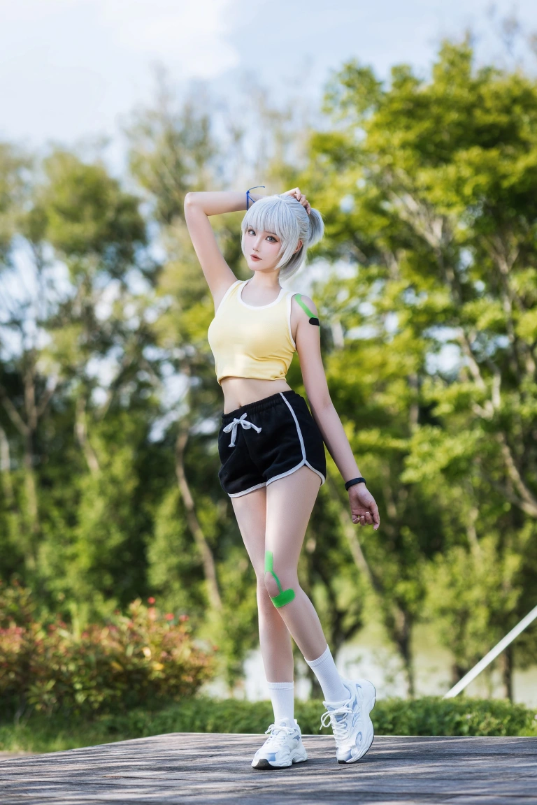 瓜希酱《灵笼 白月魁运动服》主题写真：15张全套美图