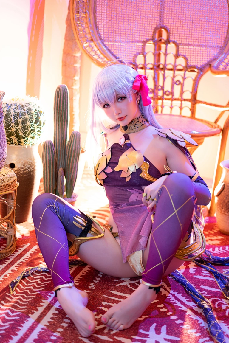 星之迟迟《《秘密花园》 伽摩》主题写真：19张全套美图