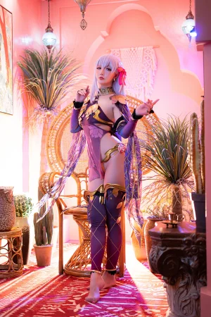 星之迟迟《《秘密花园》 伽摩》主题写真：19张全套美图