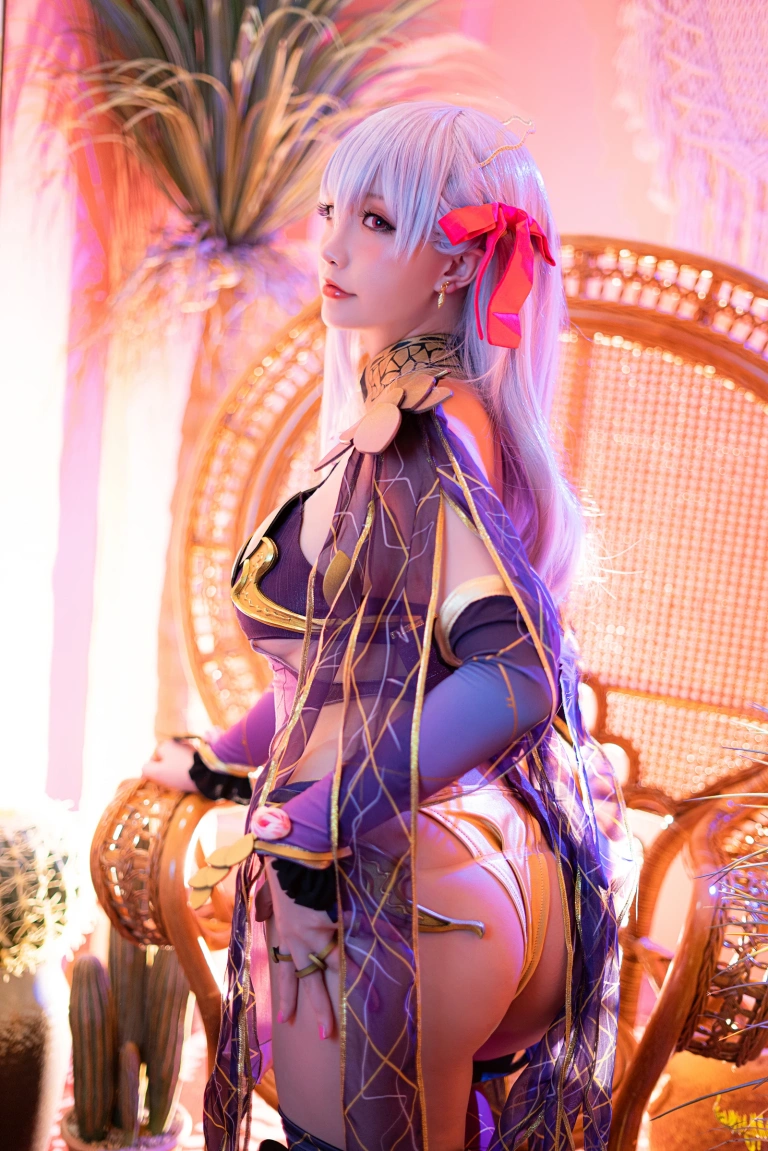 星之迟迟《《秘密花园》 伽摩》主题写真：19张全套美图
