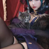 面饼仙儿《柴郡旗袍》主题写真：21张全套美图，含1个视频