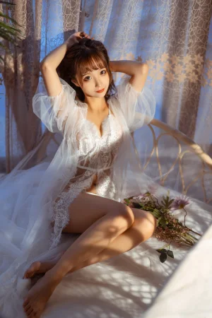 蠢沫沫《轻纱》主题写真：31张全套美图