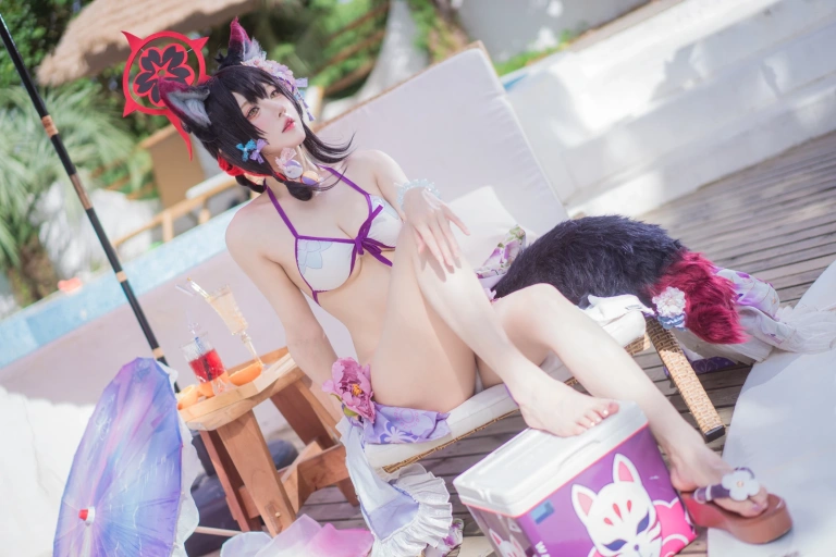 阿包也是兔娘《若藻水着》主题写真：32张全套美图