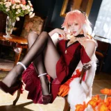 瓜希酱《鸣潮 长离·必胜客联动》主题写真：18张全套美图