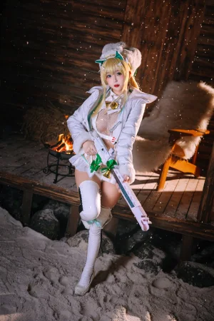 日奈娇(椎名莜)《2023.12月月刊 露菲圣诞A 室外》主题写真：27张全套美图