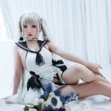 面饼仙儿《可畏婚纱》主题写真：25张全套美图