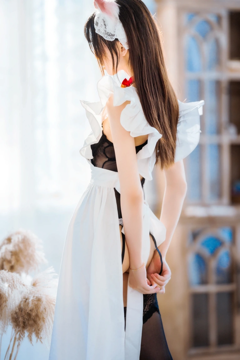 桜桃喵《长裙妹抖（日）》主题写真：97张全套美图