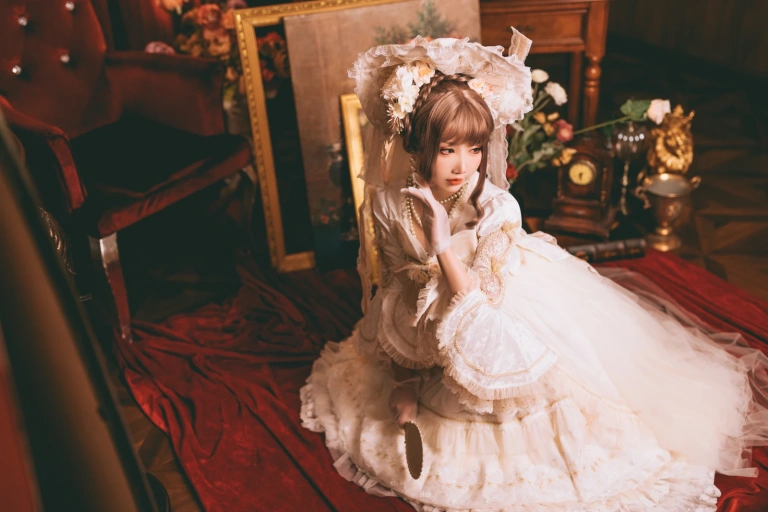 面饼仙儿《西苔岛ELPRESS L》主题写真：16张全套美图