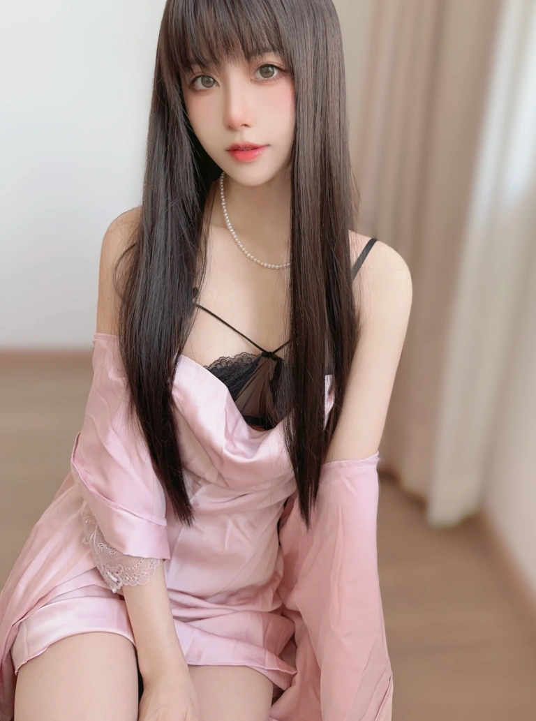 布丁大法《[Perohub] 2025年10月合集》主题写真：152张全套美图，含12个视频