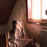周叽是可爱兔兔《阁楼少女》主题写真：34张全套美图