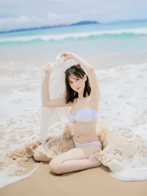 念雪《听海》主题写真：36张全套美图