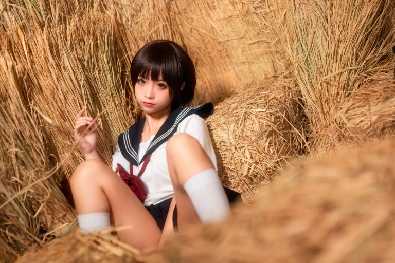 蠢沫沫《稻草》主题写真：50张全套美图